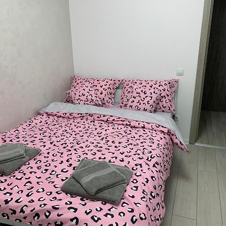 Apartament Regim Hotelier オラデア エクステリア 写真