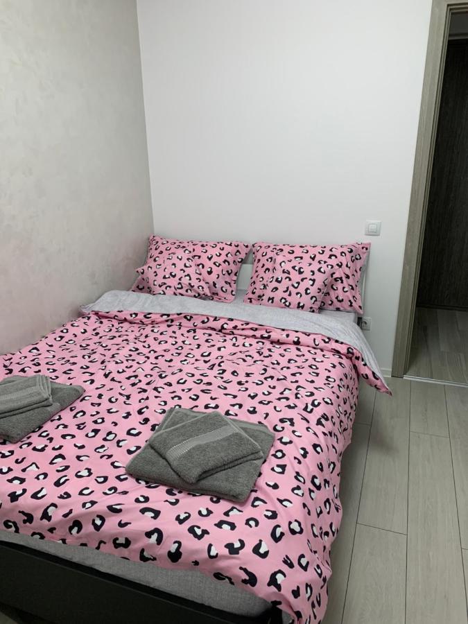 Apartament Regim Hotelier オラデア エクステリア 写真